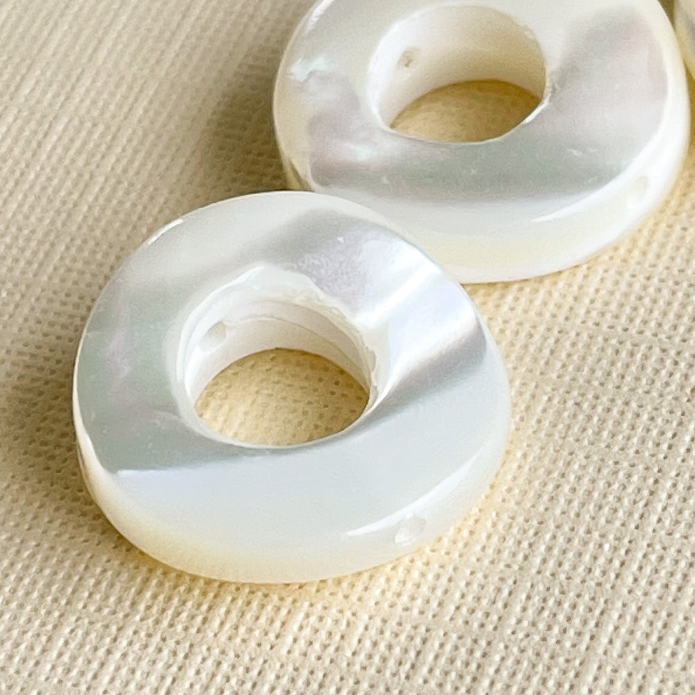 15mm Mother of Pearl Circles - 4 Pack