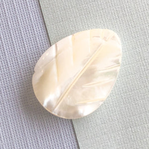 20mm Hand Carved Mother of Pearl Leaf Bead - 4 Pack