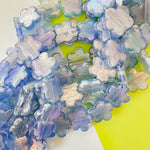 25mm Periwinkle Foil-Lined Glass Flower Strand