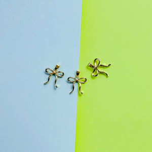 24mm Shiny Gold Ribbon Bow Charm