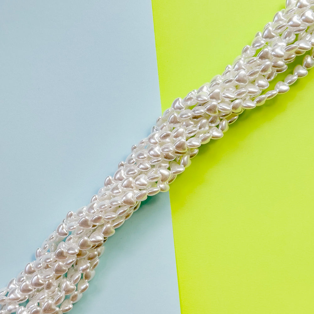 10mm White Coated Resin Pearl Heart Strand