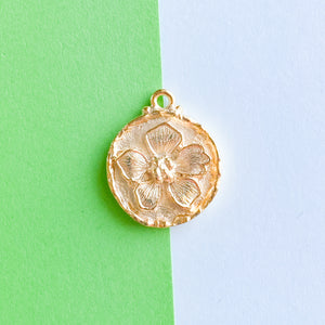 
                
                    Load image into Gallery viewer, 20mm Satin Gold Dogwood Medallion Charm
                
            