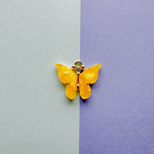 18mm Yellow Pearl Resin Butterfly Charm