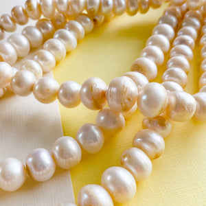 
                
                    Load image into Gallery viewer, 14-10mm Graduated Freshwater Pearl Rondelle Strand
                
            