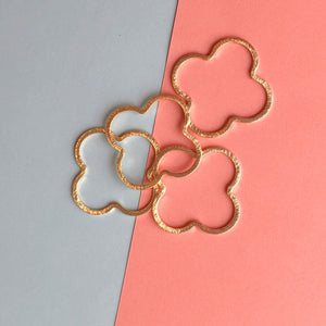 Brushed Gold Quatrefoil Ring - Pack of 4 - Christine White Style