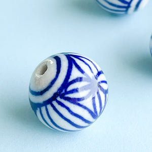 14mm Vine Hand-Painted Chinoiserie Rounds - 4 Pack
