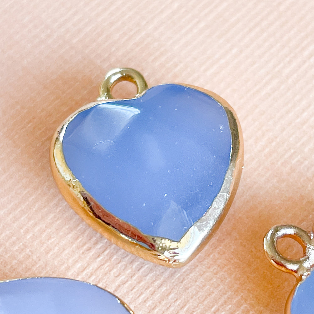 
                
                    Load image into Gallery viewer, 14mm Periwinkle Quartz Gold Bezel Heart Charm
                
            