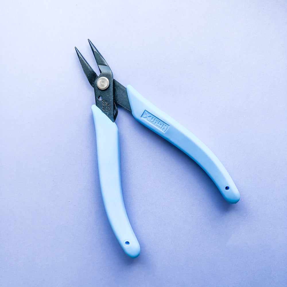 
                
                    Load image into Gallery viewer, Designer Round Nose Plier - Christine White Style
                
            