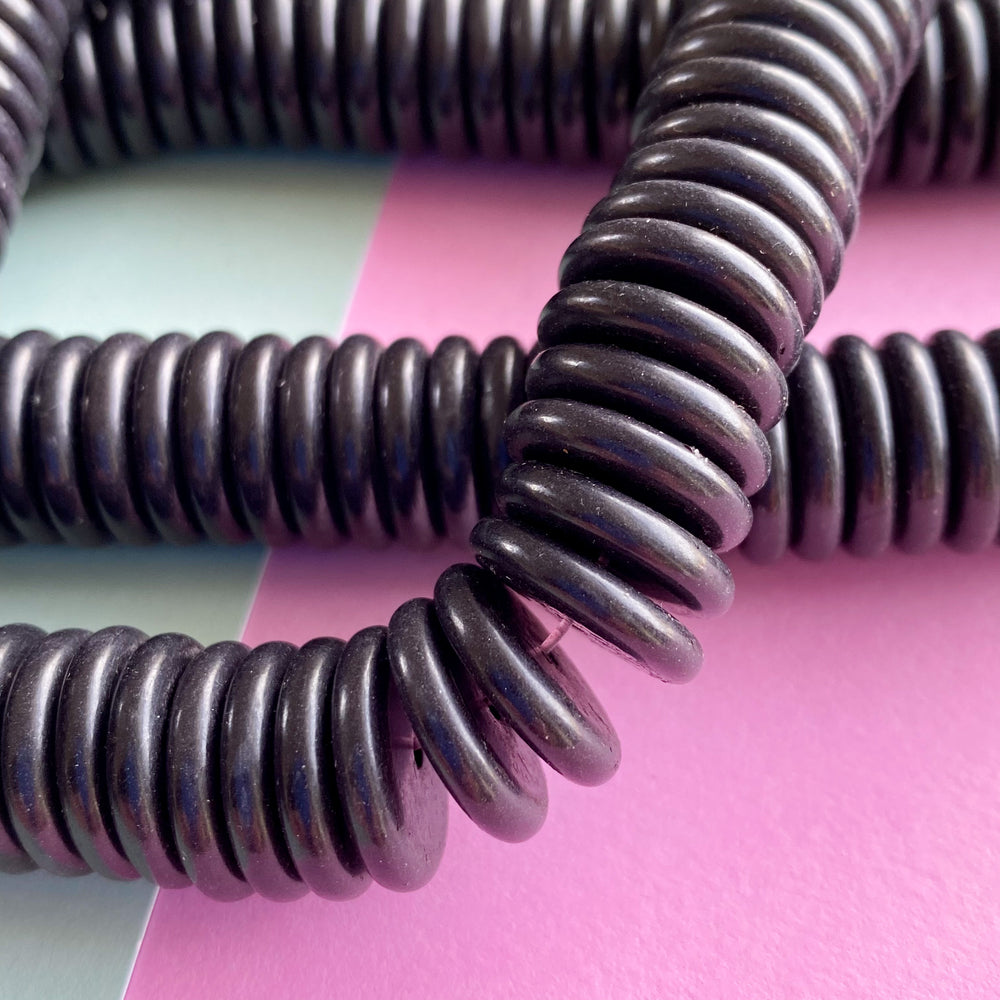 16mm Black Magnesite Disc Strand