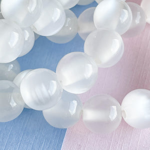 10mm Pearlized Acrylic Rounds Strand