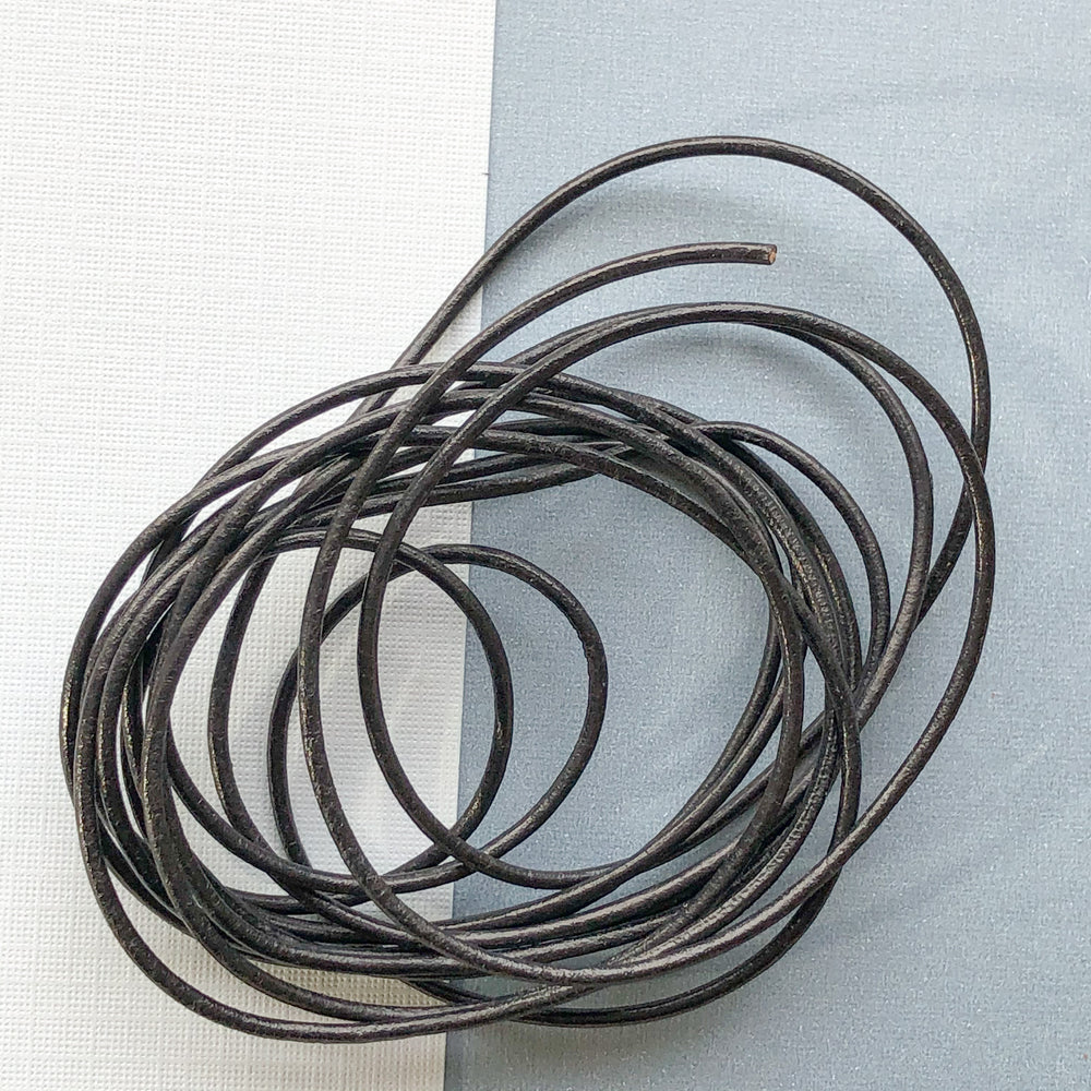 
                
                    Load image into Gallery viewer, 1.5mm Black Round Leather Cord - 6&amp;#39;
                
            