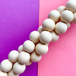 16mm White Wood Rounds Strand