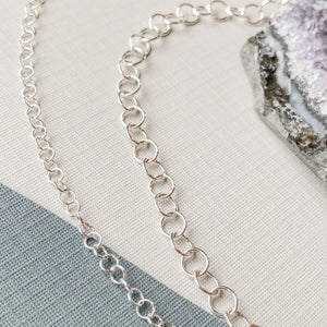 
                
                    Load image into Gallery viewer, 3-5mm Shiny Silver Round Cable Chain - Christine White Style
                
            