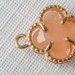 
                
                    Load image into Gallery viewer, 12mm Peach Crystal Gold Quatrefoil Connector
                
            