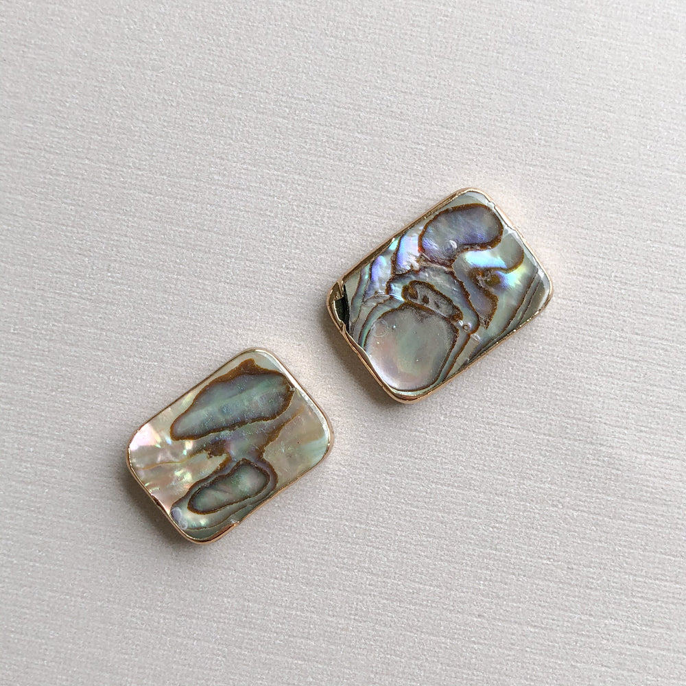 
                
                    Load image into Gallery viewer, 14mm Abalone Bezel Bead - 2 Pack
                
            