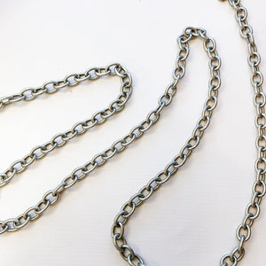 
                
                    Load image into Gallery viewer, 12mm Distressed Silver Oval Cable Chain
                
            