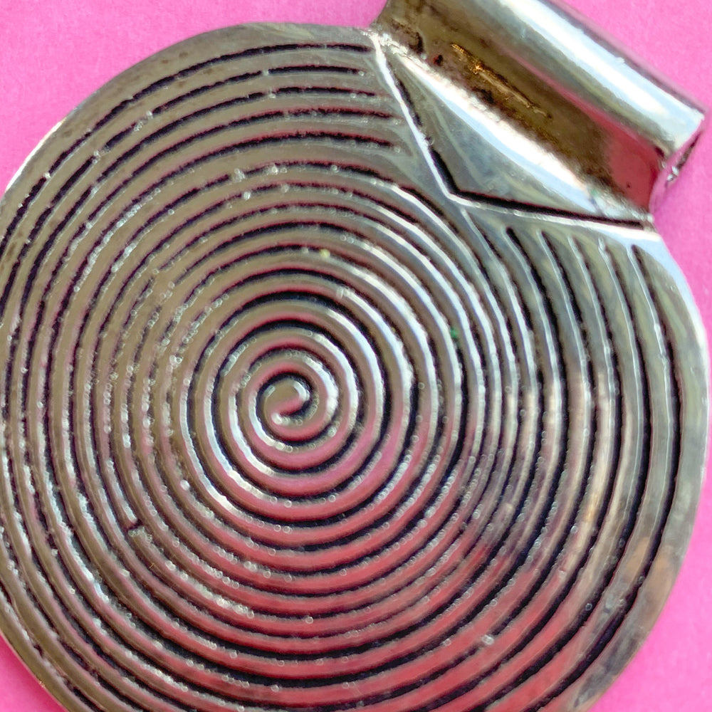 
                
                    Load image into Gallery viewer, 49mm Silver or Brass Spiral Pendant
                
            