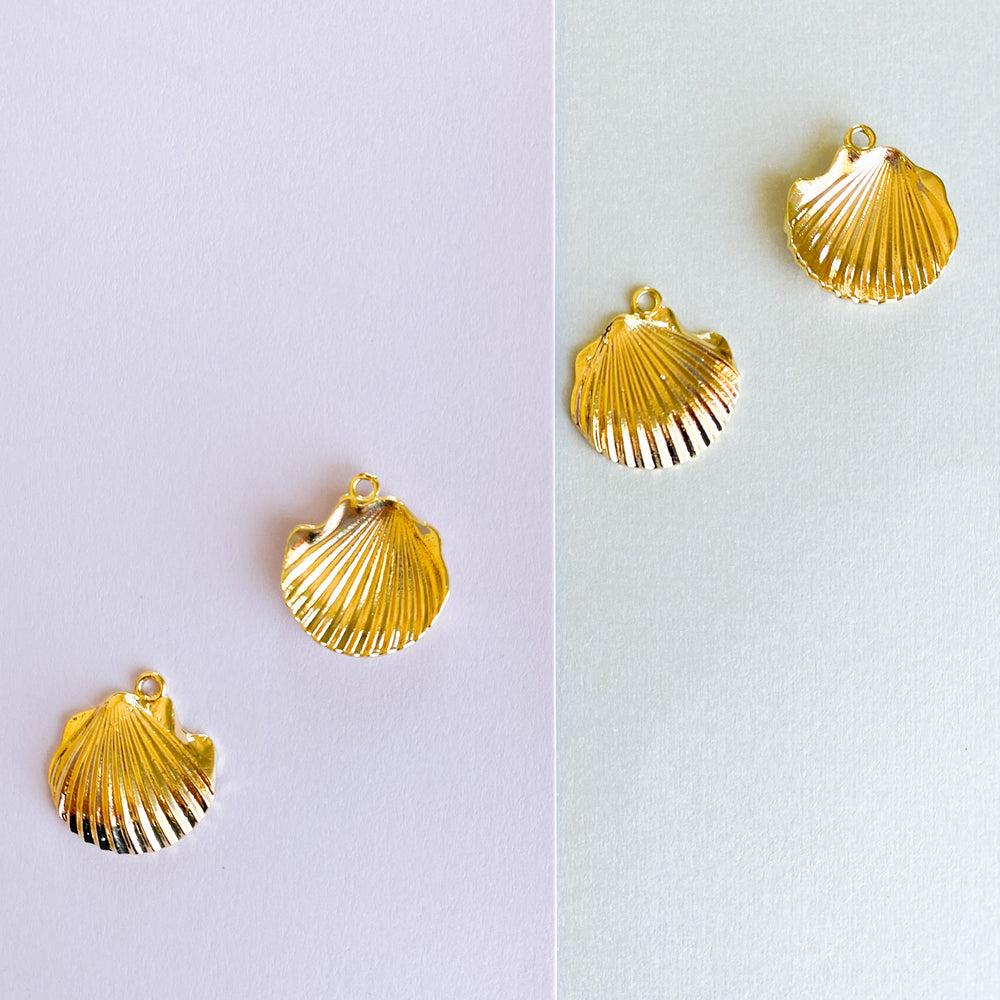 20mm Gold Plated Scallop Shell Charm 2-Pack