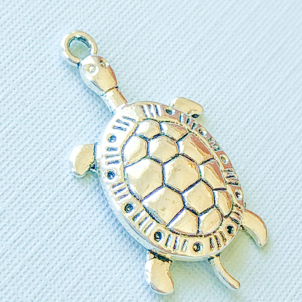 
                
                    Load image into Gallery viewer, 30mm Silver Pewter Turtle Charm - 6 Pack
                
            