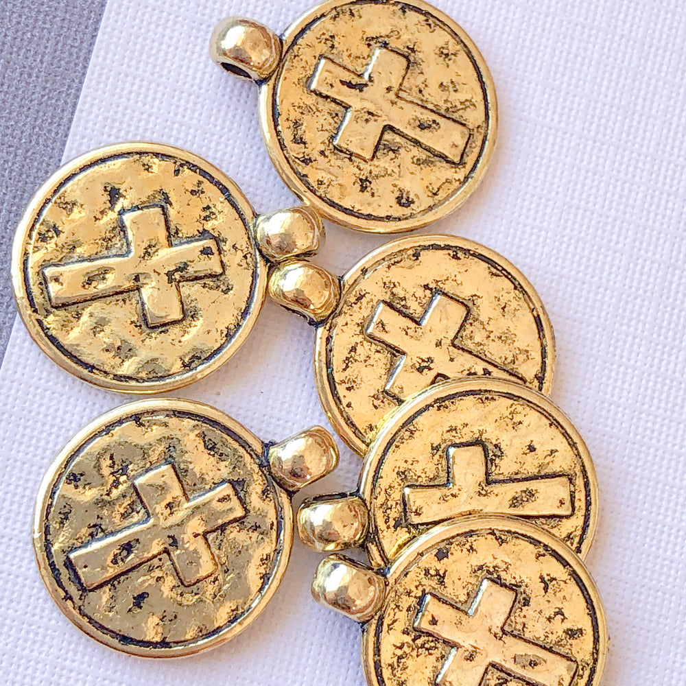 
                
                    Load image into Gallery viewer, 16mm Gold Pewter Hammered Cross Coin Charm - 6 Pack
                
            