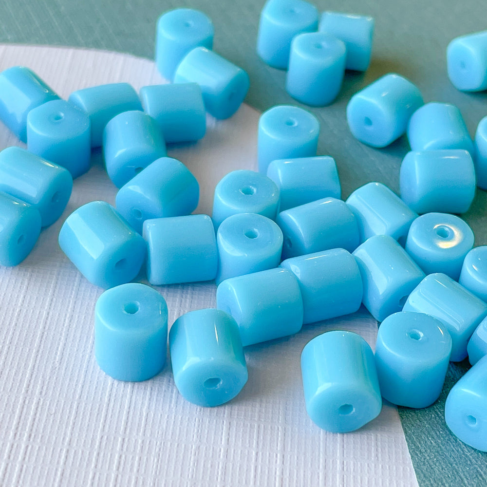 20 13mm Opaque Sky Blue Plastic Dice Beads