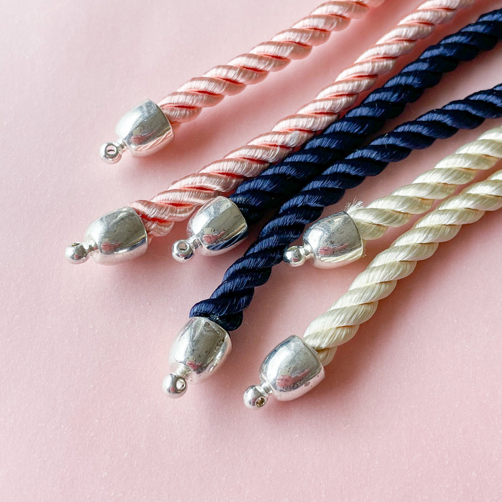How to Stretch Silk Cord for Use in Jewelry Making 