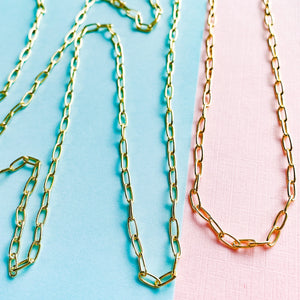 
                
                    Load image into Gallery viewer, 6mm Shiny Gold Paperclip Chain
                
            