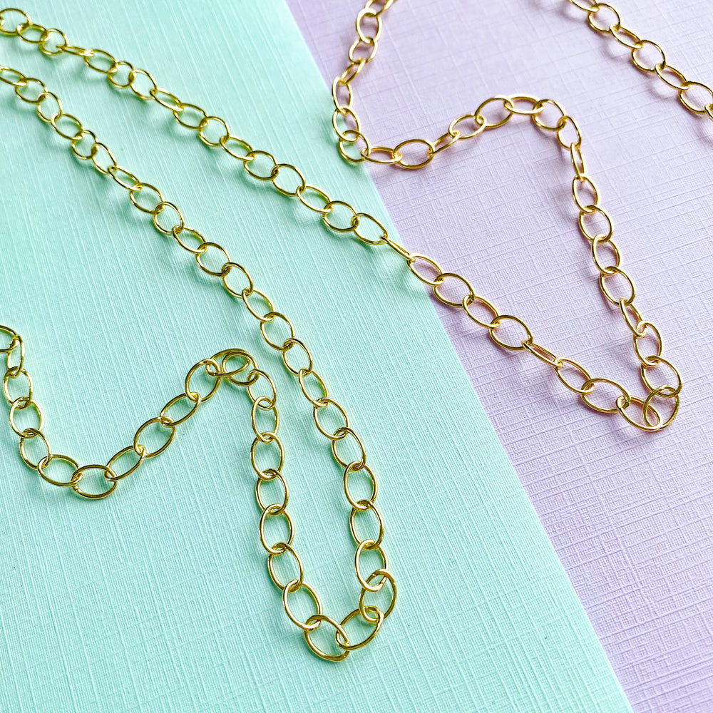 
                
                    Load image into Gallery viewer, 5mm Shiny Gold Oval Cable Chain
                
            