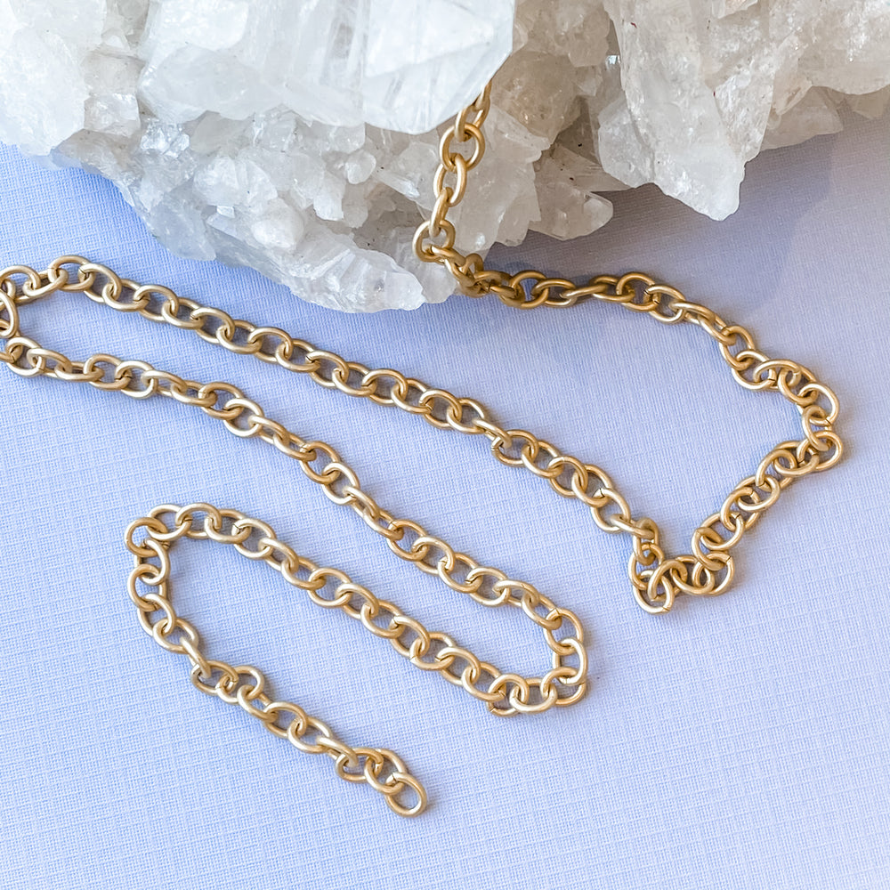 
                
                    Load image into Gallery viewer, 8mm Brushed Gold Cable Link Chain
                
            